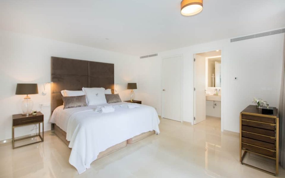 newEstepona_Villa Eagle Abantos Hills_Galerie-37